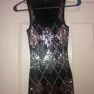 Express sequin Argyle pattern knit tank